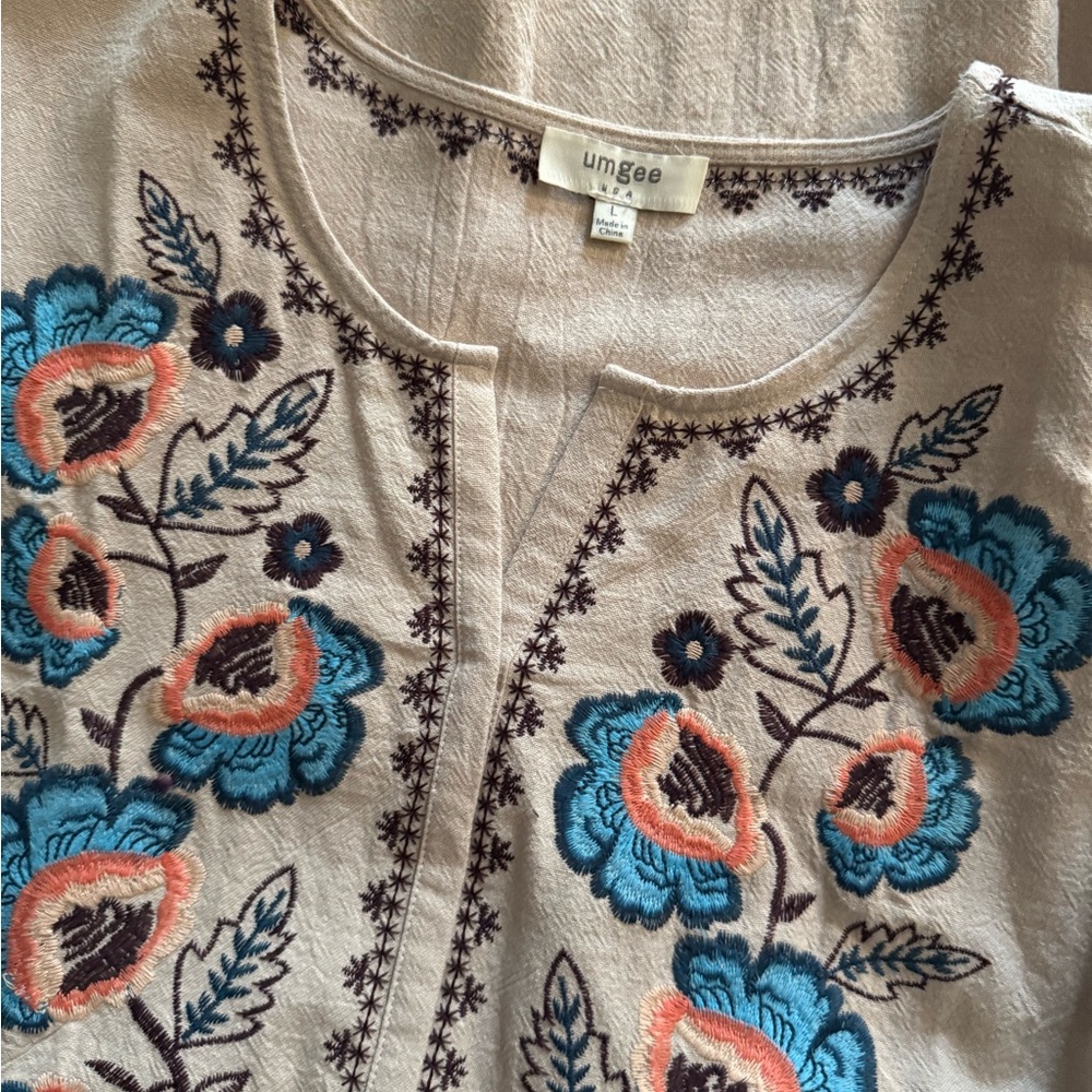 Umgee Beige Boho Mini Dress / Tunic Floral Embroidery Size L 100% Cotton